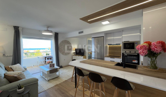 Wiederverkauf - Wohnung - Torrevieja - Punta Prima