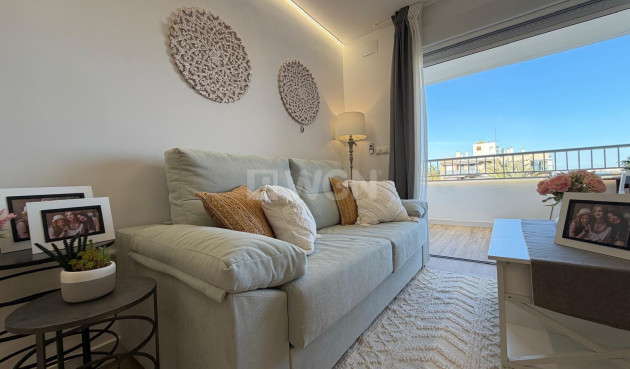 Wiederverkauf - Wohnung - Torrevieja - Punta Prima