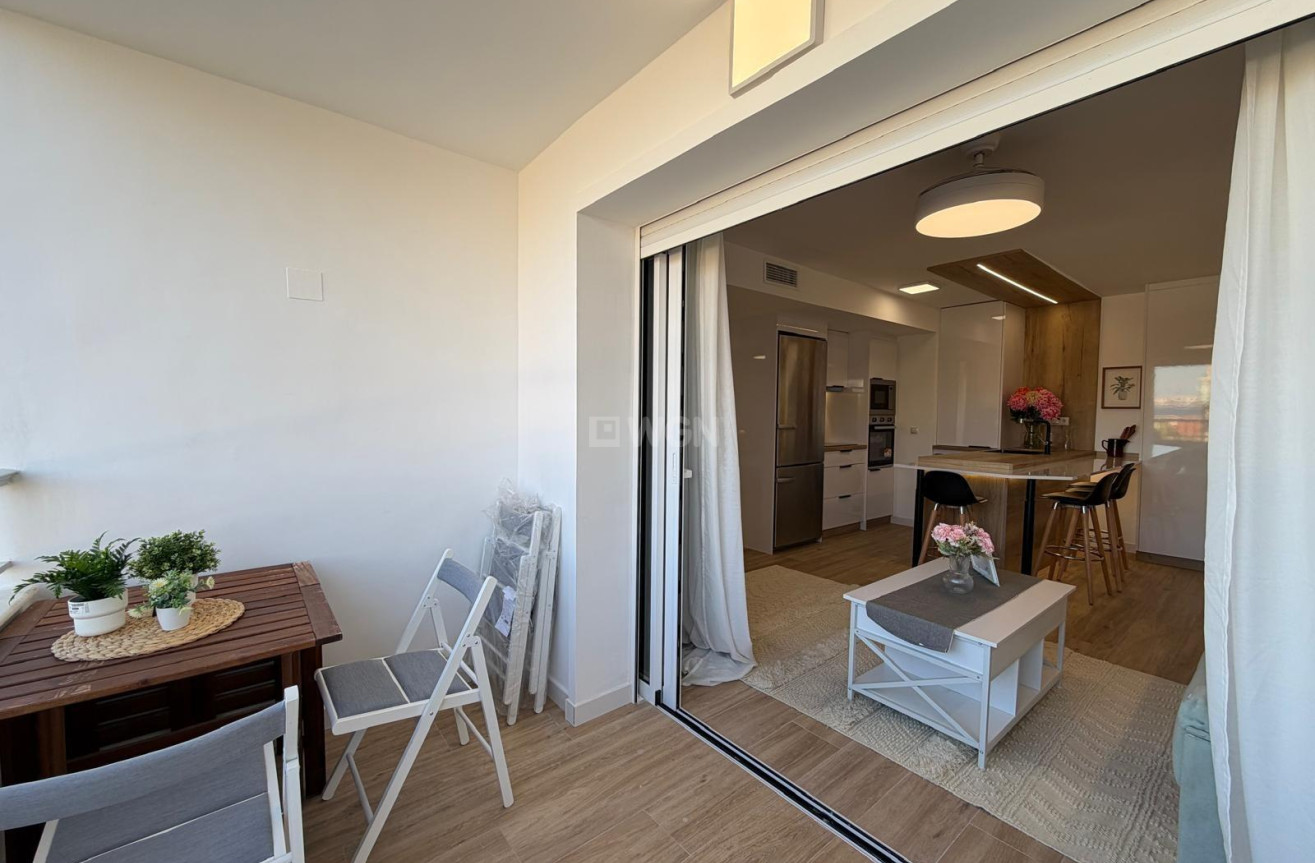 Wiederverkauf - Wohnung - Torrevieja - Punta Prima