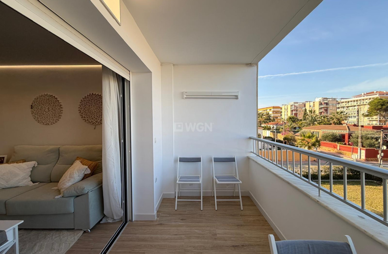 Wiederverkauf - Wohnung - Torrevieja - Punta Prima
