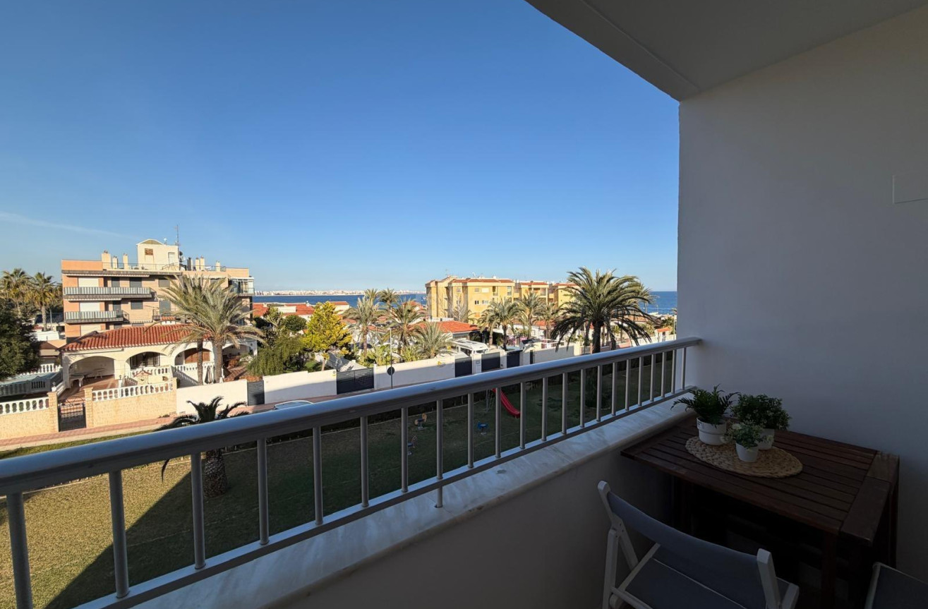 Wiederverkauf - Wohnung - Torrevieja - Punta Prima
