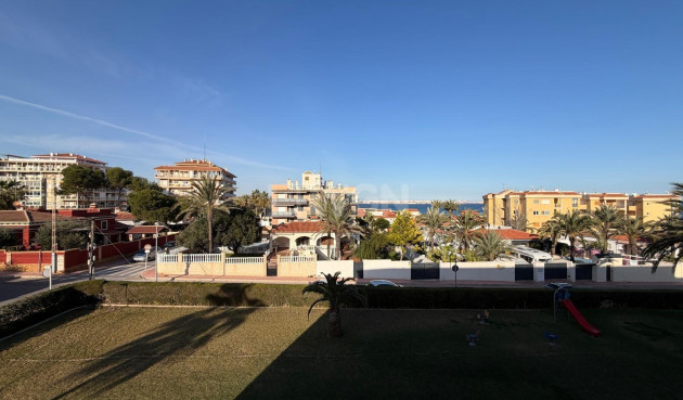 Wiederverkauf - Wohnung - Torrevieja - Punta Prima