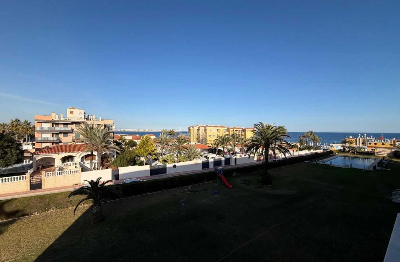 Wiederverkauf - Wohnung - Torrevieja - Punta Prima