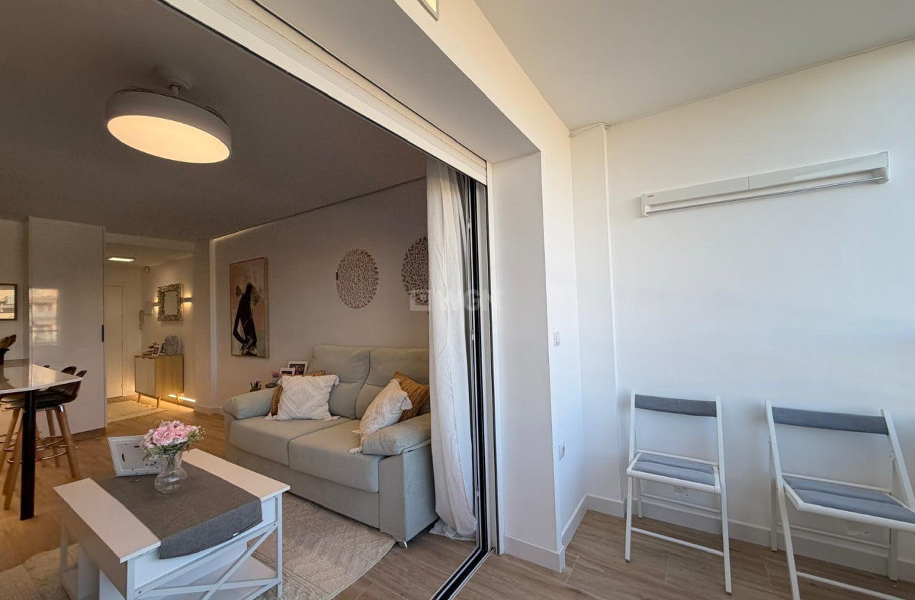 Wiederverkauf - Wohnung - Torrevieja - Punta Prima