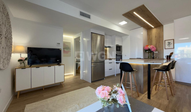 Wiederverkauf - Wohnung - Torrevieja - Punta Prima