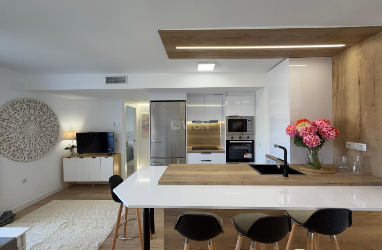 Wiederverkauf - Wohnung - Torrevieja - Punta Prima