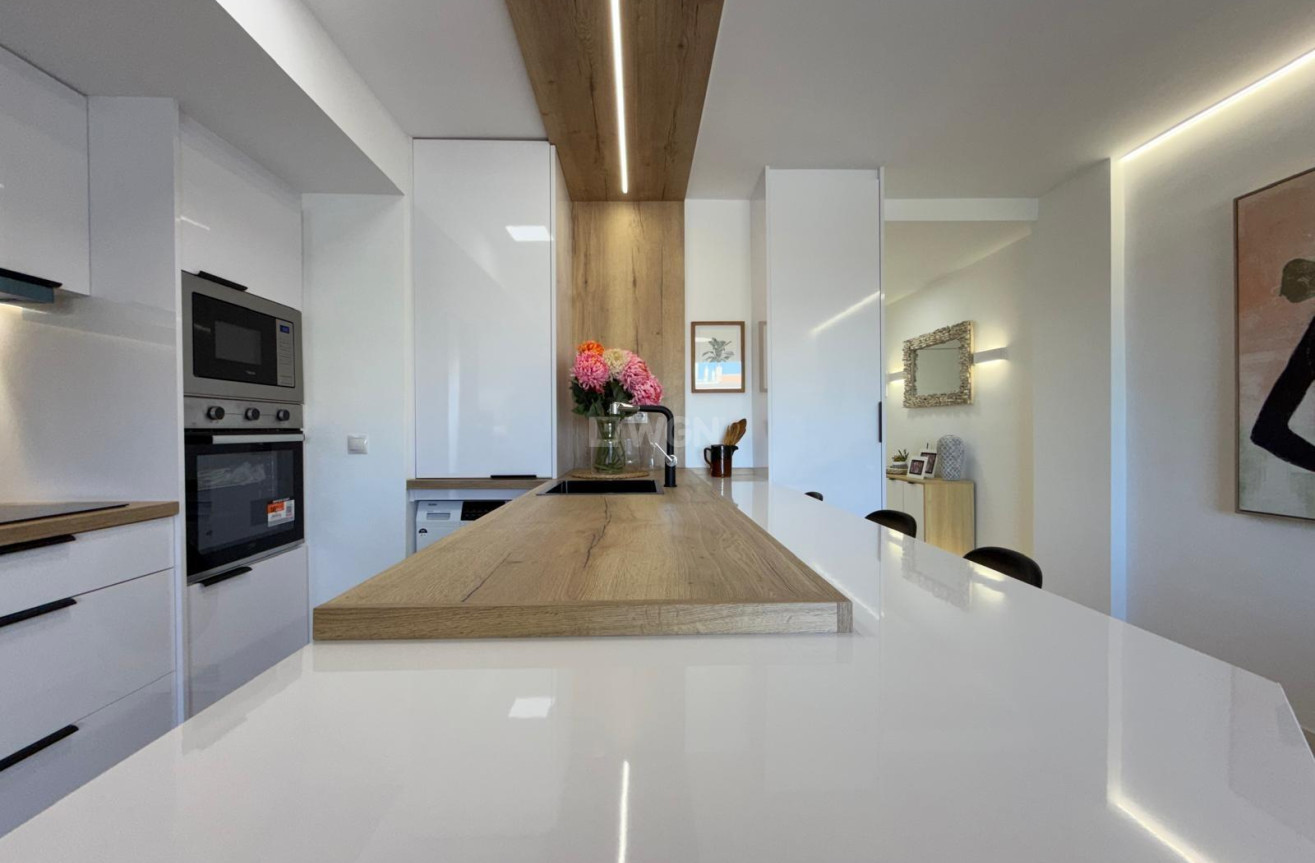 Wiederverkauf - Wohnung - Torrevieja - Punta Prima