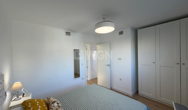 Wiederverkauf - Wohnung - Torrevieja - Punta Prima