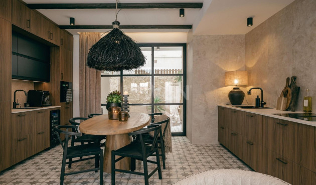 Resale - Apartment / flat - Torrevieja - Las Piscinas Naturales