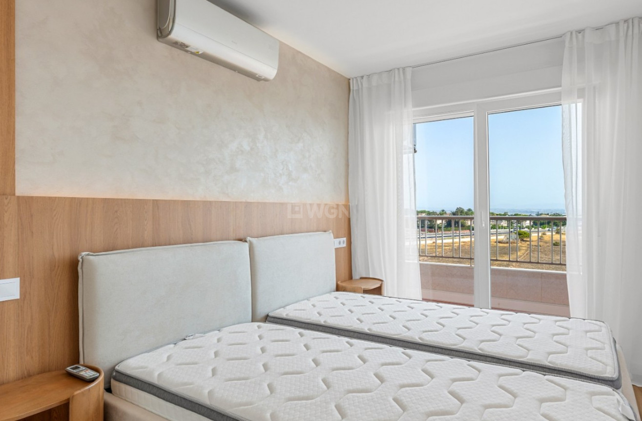 Odsprzedaż - Mieszkanie w bloku - Orihuela Costa - Costa Blanca
