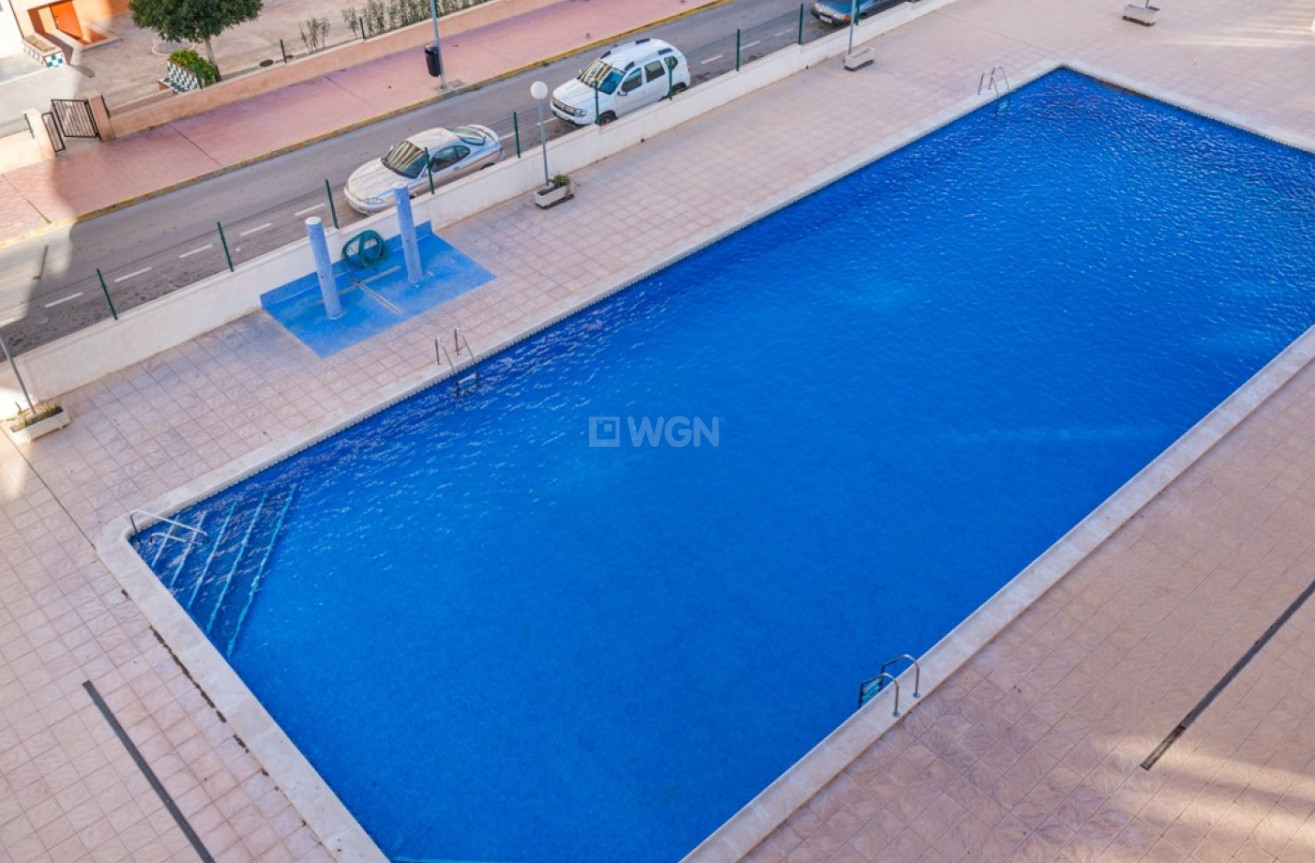 Odsprzedaż - Mieszkanie w bloku - Orihuela Costa - Costa Blanca