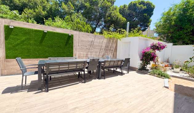 Odsprzedaż - Villa - Dehesa de Campoamor - Costa Blanca
