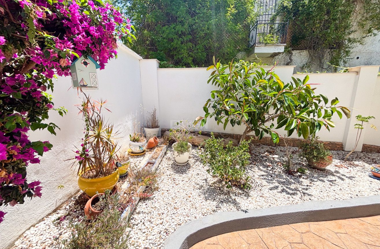 Odsprzedaż - Villa - Dehesa de Campoamor - Costa Blanca
