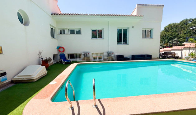 Odsprzedaż - Villa - Dehesa de Campoamor - Costa Blanca