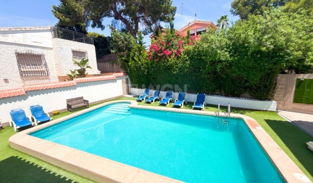 Odsprzedaż - Villa - Dehesa de Campoamor - Costa Blanca