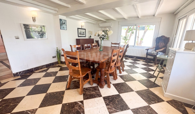 Odsprzedaż - Villa - Dehesa de Campoamor - Costa Blanca