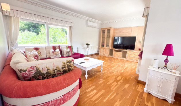 Odsprzedaż - Villa - Dehesa de Campoamor - Costa Blanca