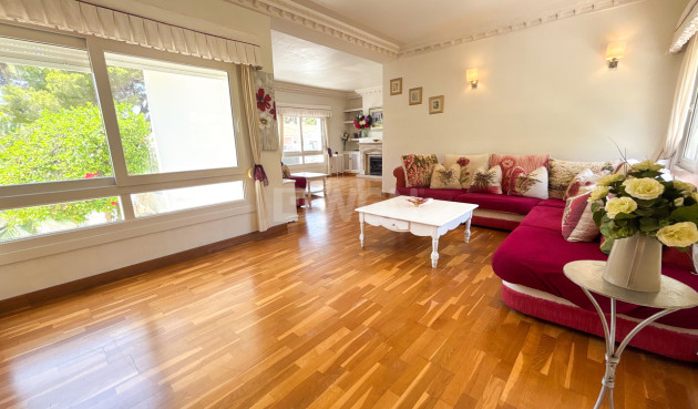 Odsprzedaż - Villa - Dehesa de Campoamor - Costa Blanca