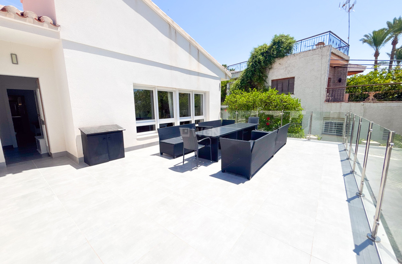 Odsprzedaż - Villa - Dehesa de Campoamor - Costa Blanca