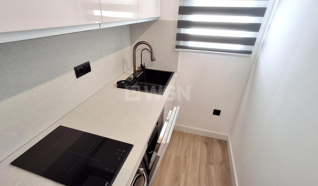 Resale - Apartment / flat - Torrevieja - Estacion De Autobuses