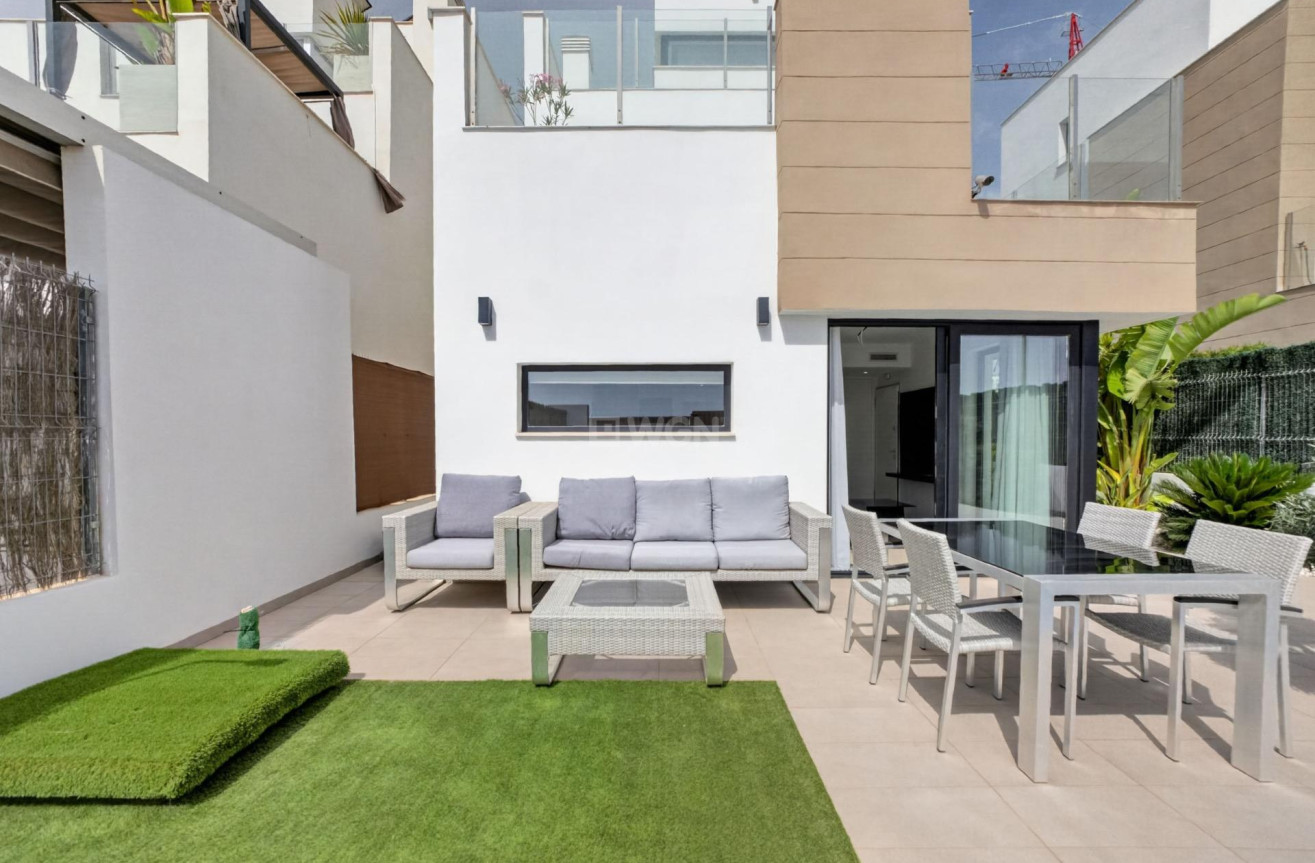 Reventa - Villa - Guardamar del Segura - El Raso