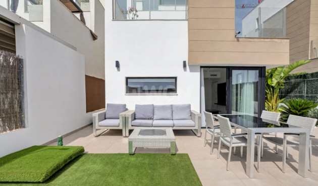 Reventa - Villa - Guardamar del Segura - El Raso