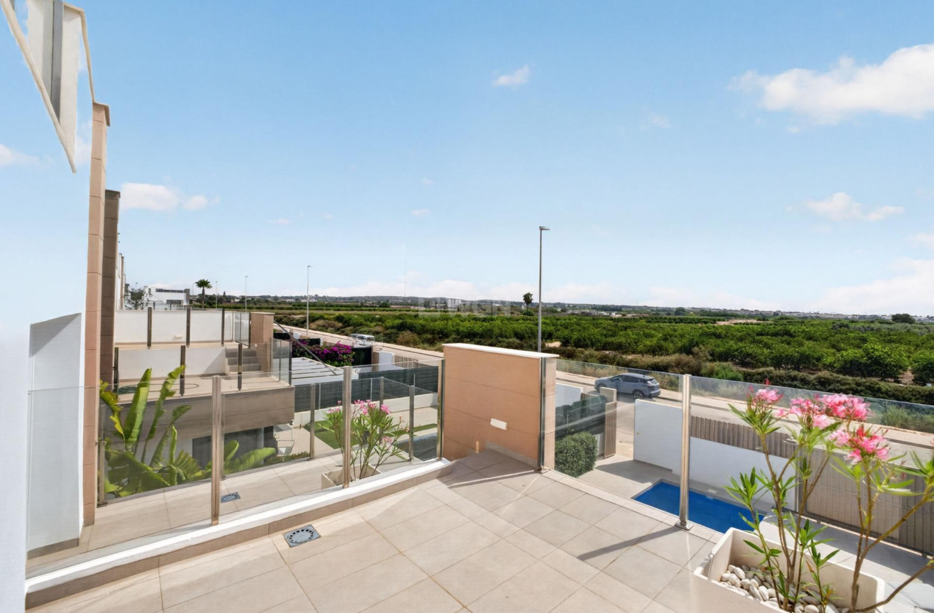 Reventa - Villa - Guardamar del Segura - El Raso