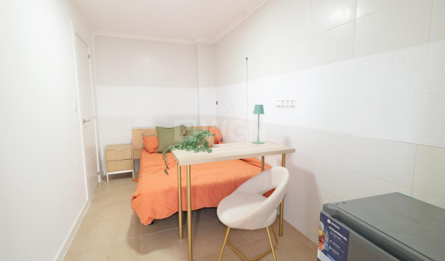 Odsprzedaż - Mieszkanie w bloku - Torrevieja - Acequion