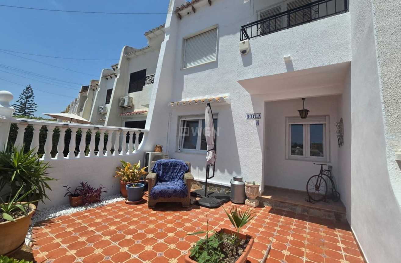 Odsprzedaż - Kamienica - Torrevieja - Los Balcones