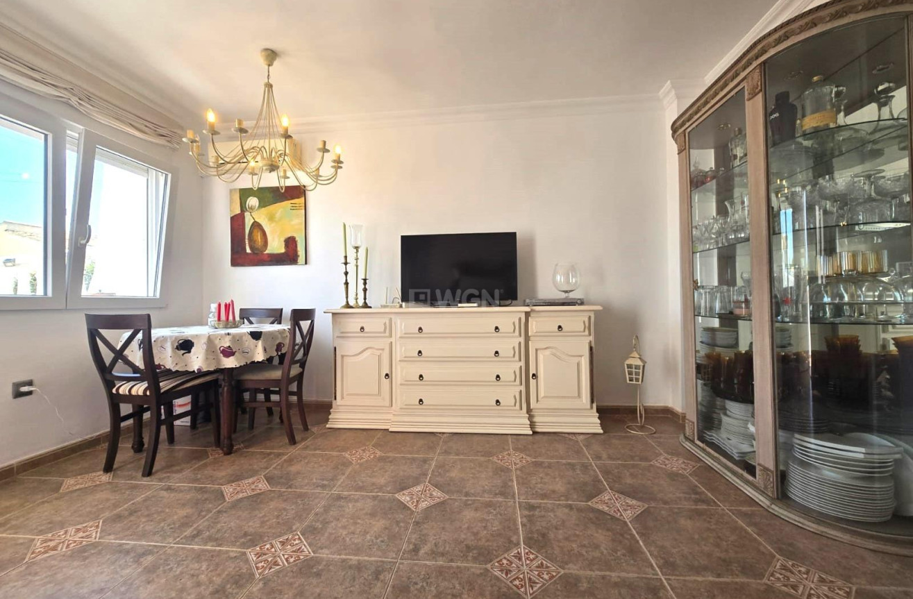 Odsprzedaż - Kamienica - Torrevieja - Los Balcones
