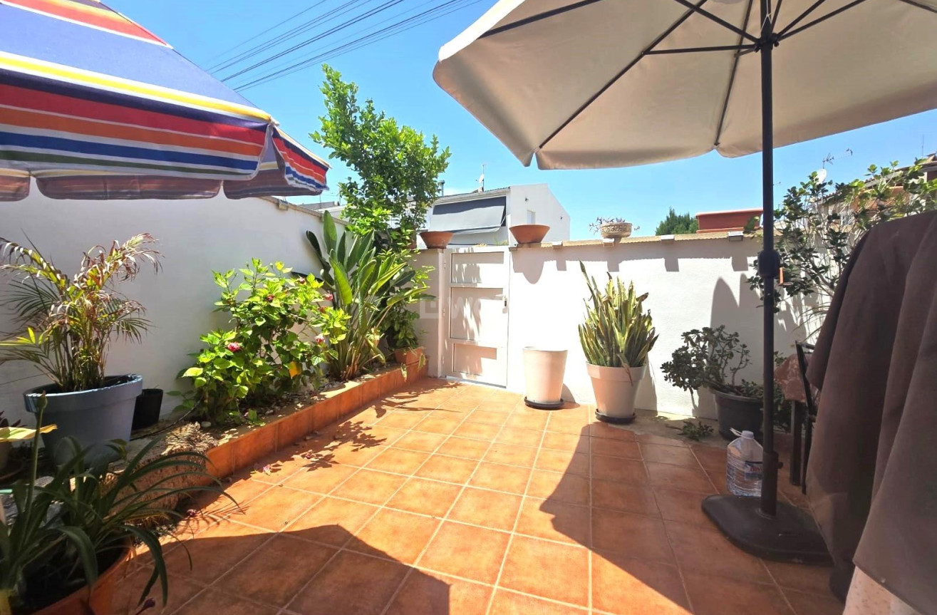 Odsprzedaż - Kamienica - Torrevieja - Los Balcones