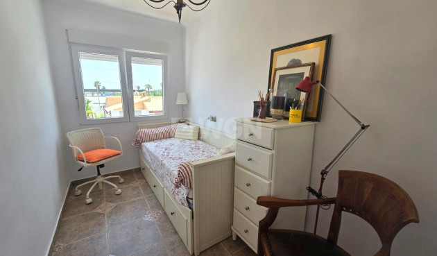 Odsprzedaż - Kamienica - Torrevieja - Los Balcones