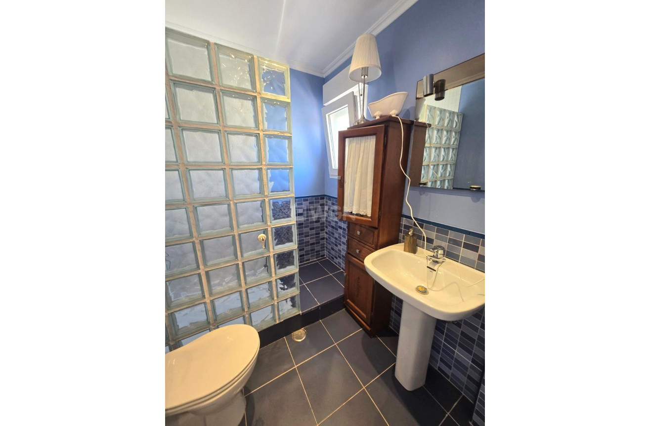 Odsprzedaż - Kamienica - Torrevieja - Los Balcones