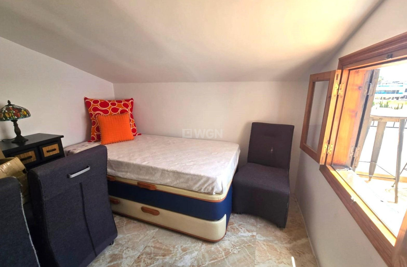 Odsprzedaż - Kamienica - Torrevieja - Los Balcones