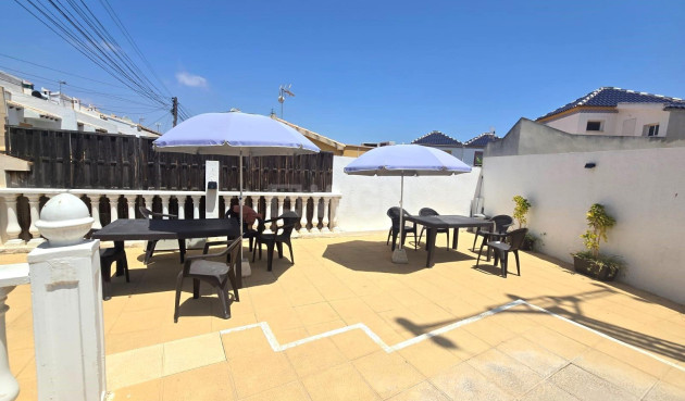 Odsprzedaż - Kamienica - Torrevieja - Los Balcones