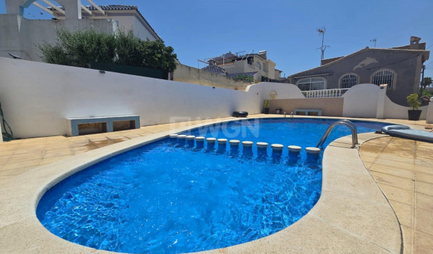 Odsprzedaż - Kamienica - Torrevieja - Los Balcones