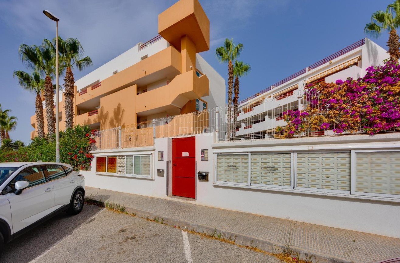 Reventa - Apartamento / piso - Orihuela Costa - Playa Flamenca