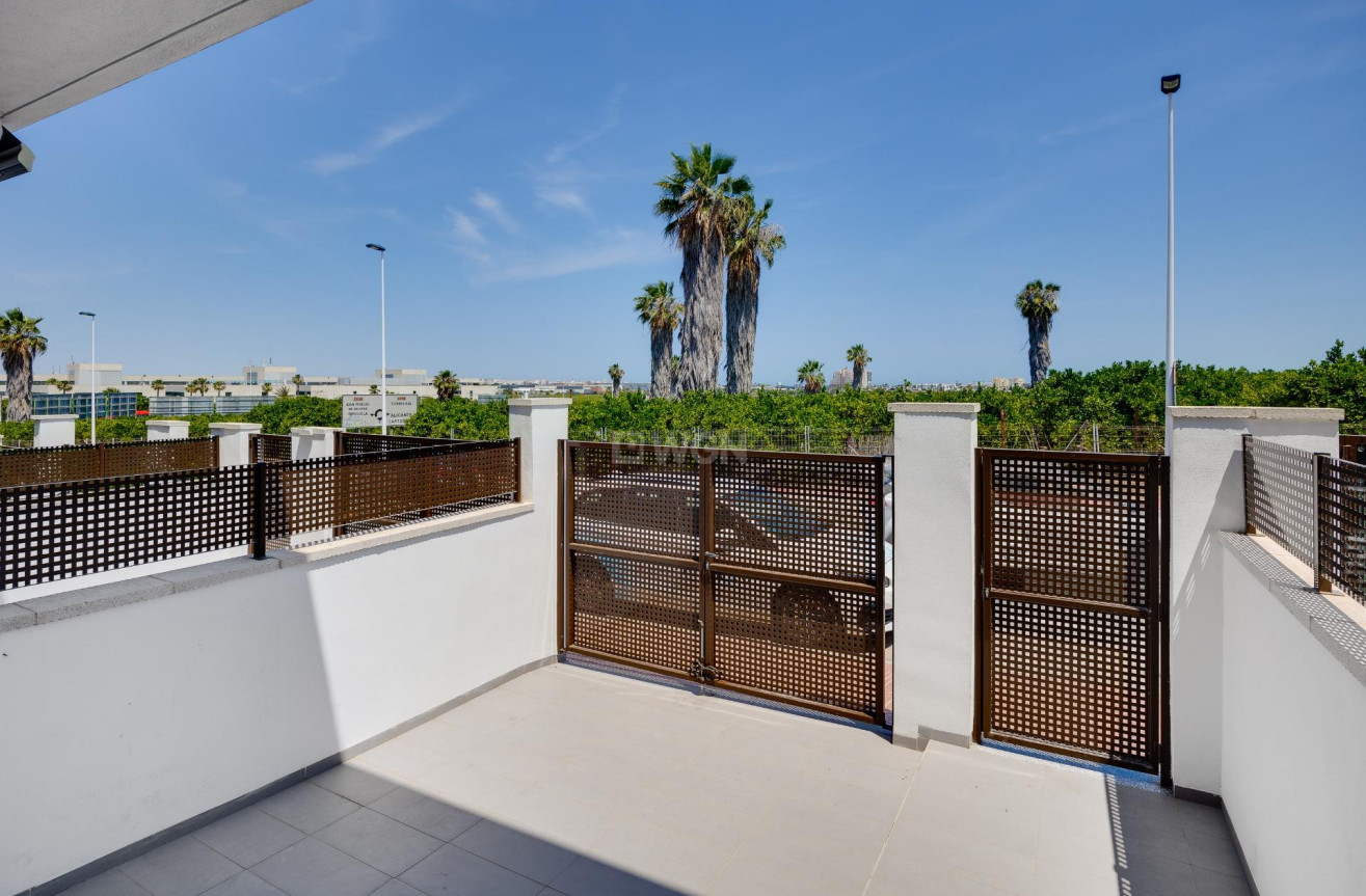 Odsprzedaż - Kamienica - Torrevieja - Los Balcones