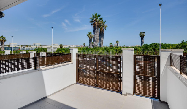 Odsprzedaż - Kamienica - Torrevieja - Los Balcones