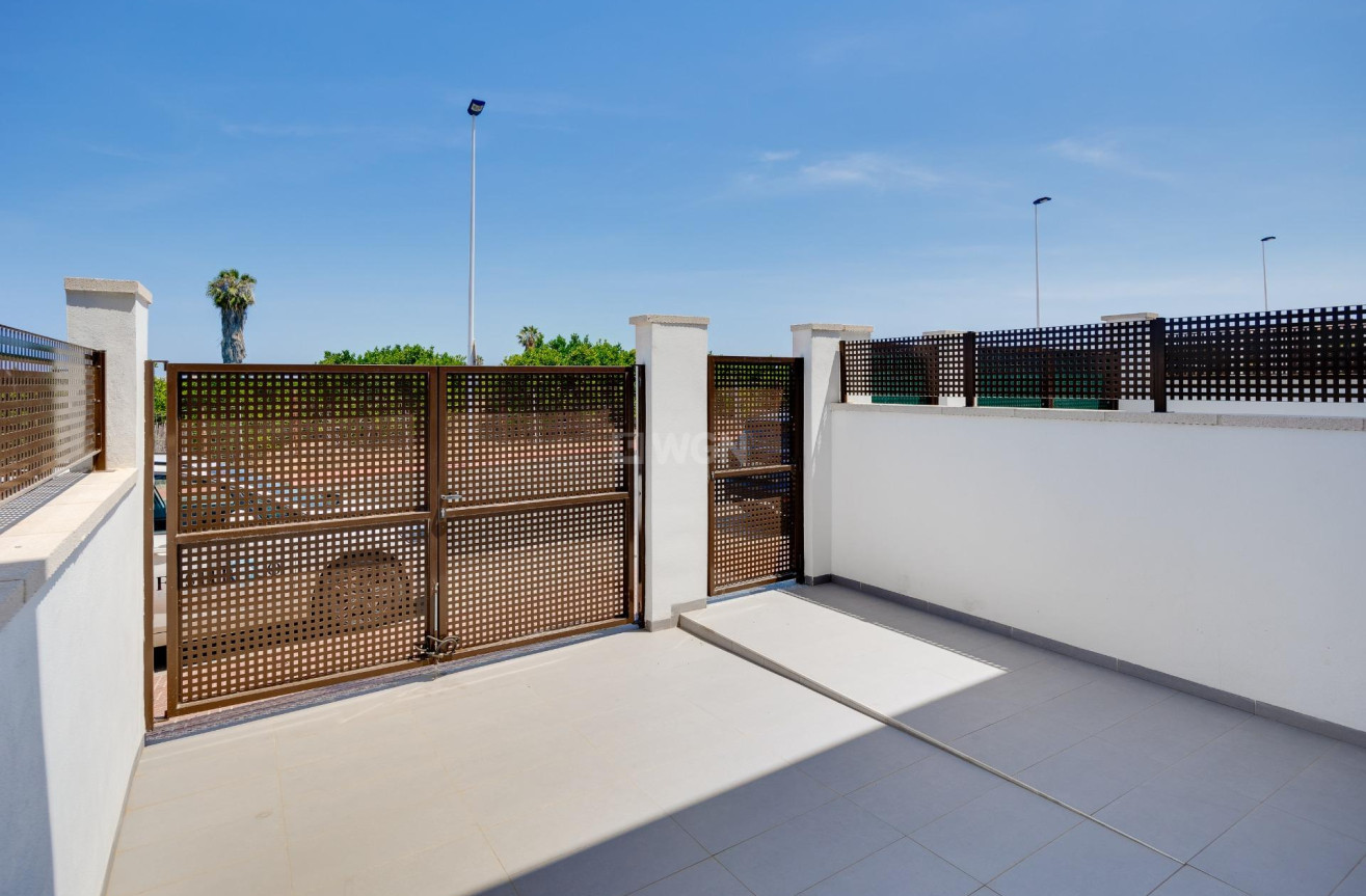 Odsprzedaż - Kamienica - Torrevieja - Los Balcones