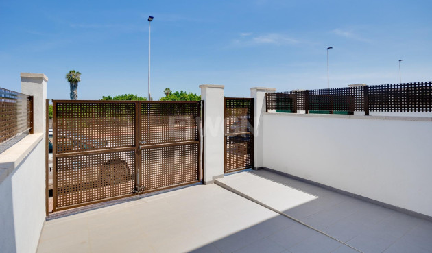 Odsprzedaż - Kamienica - Torrevieja - Los Balcones