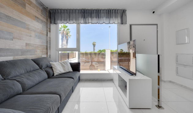 Odsprzedaż - Kamienica - Torrevieja - Los Balcones