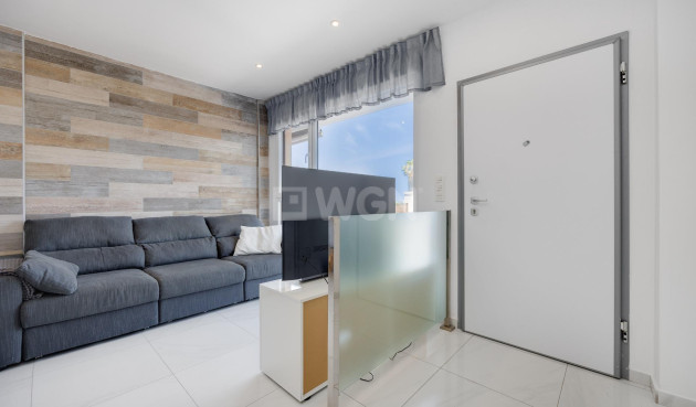 Odsprzedaż - Kamienica - Torrevieja - Los Balcones