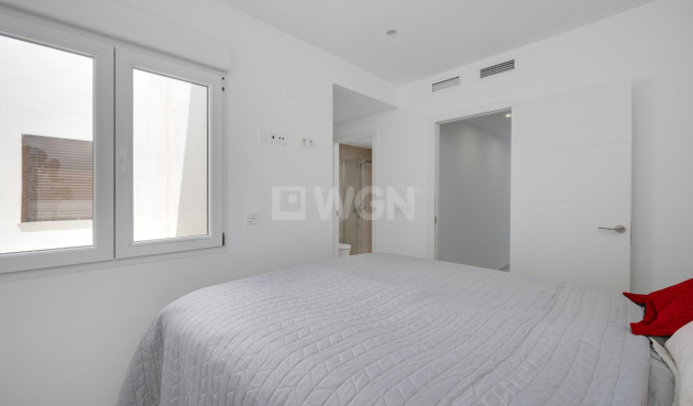 Odsprzedaż - Kamienica - Torrevieja - Los Balcones