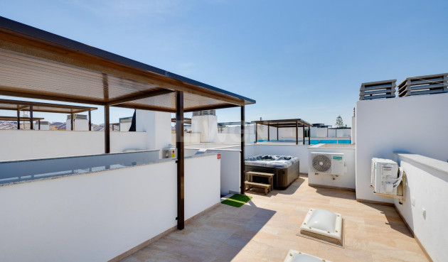 Odsprzedaż - Kamienica - Torrevieja - Los Balcones