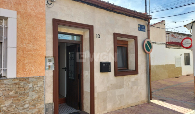 Odsprzedaż - Kamienica - Formentera del Segura - Centro