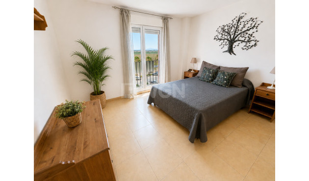 Odsprzedaż - Mieszkanie w bloku - Mar Menor Golf Resort - Inland
