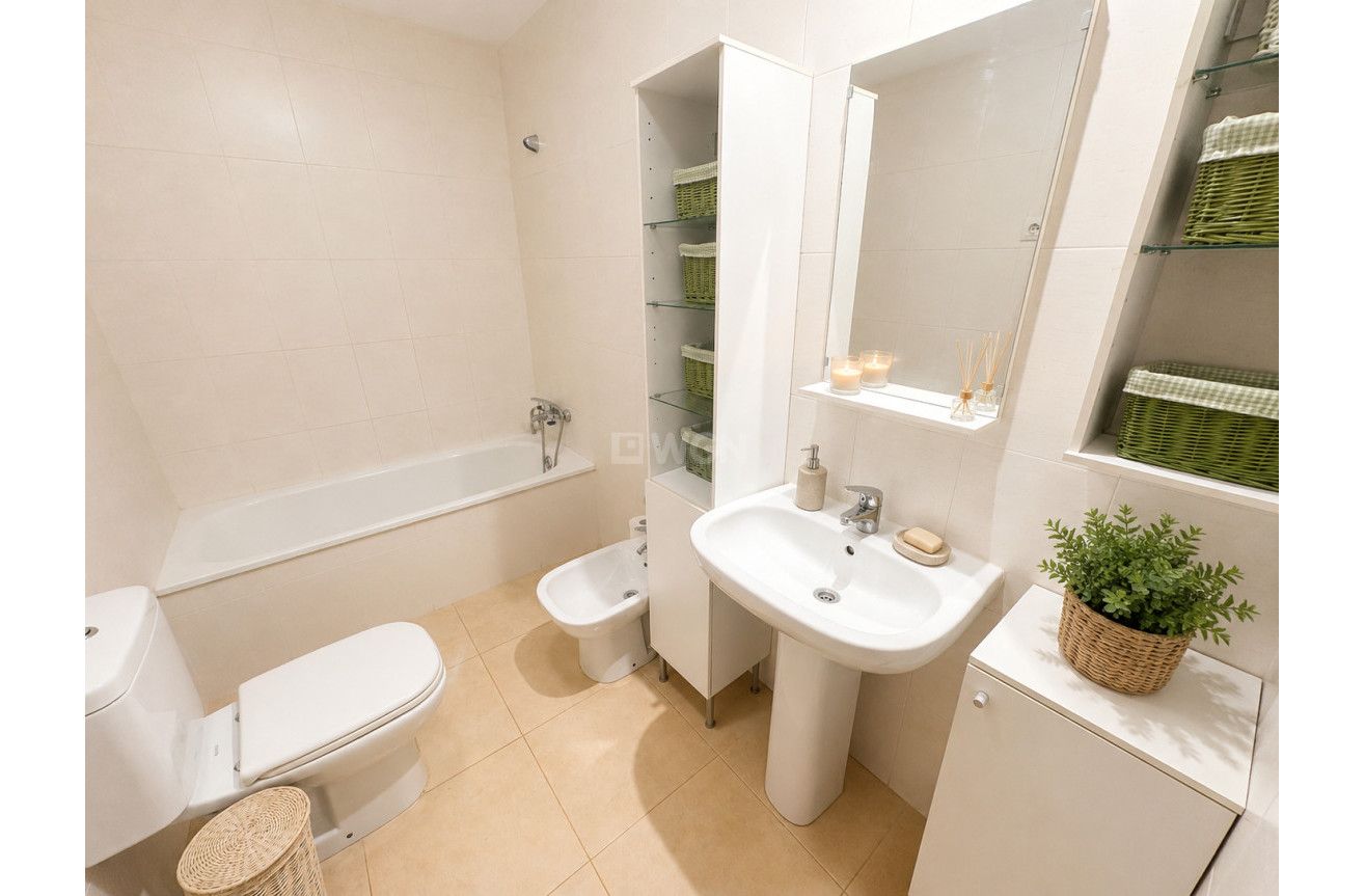 Odsprzedaż - Mieszkanie w bloku - Mar Menor Golf Resort - Inland