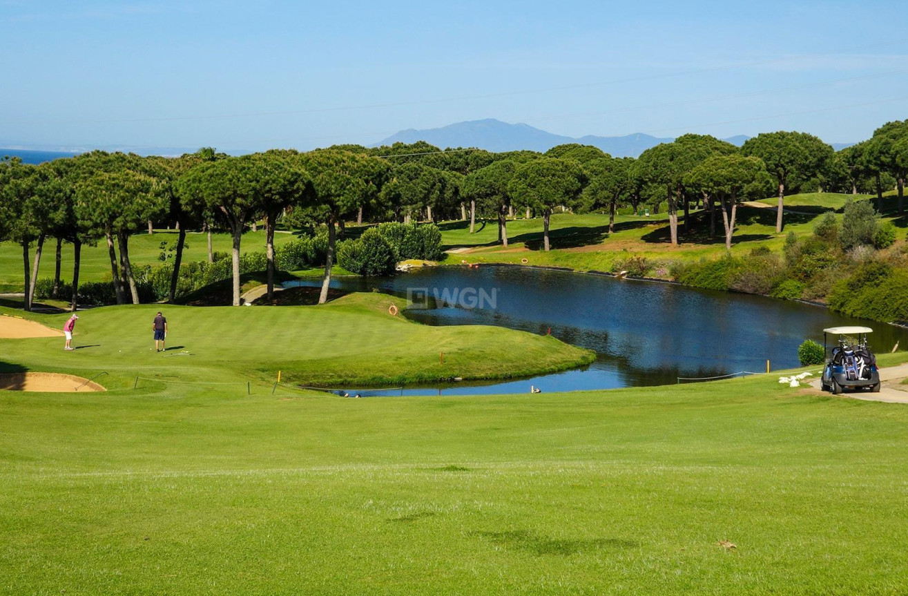 Obra nueva - Apartamento / piso - Marbella - Cabopino Golf