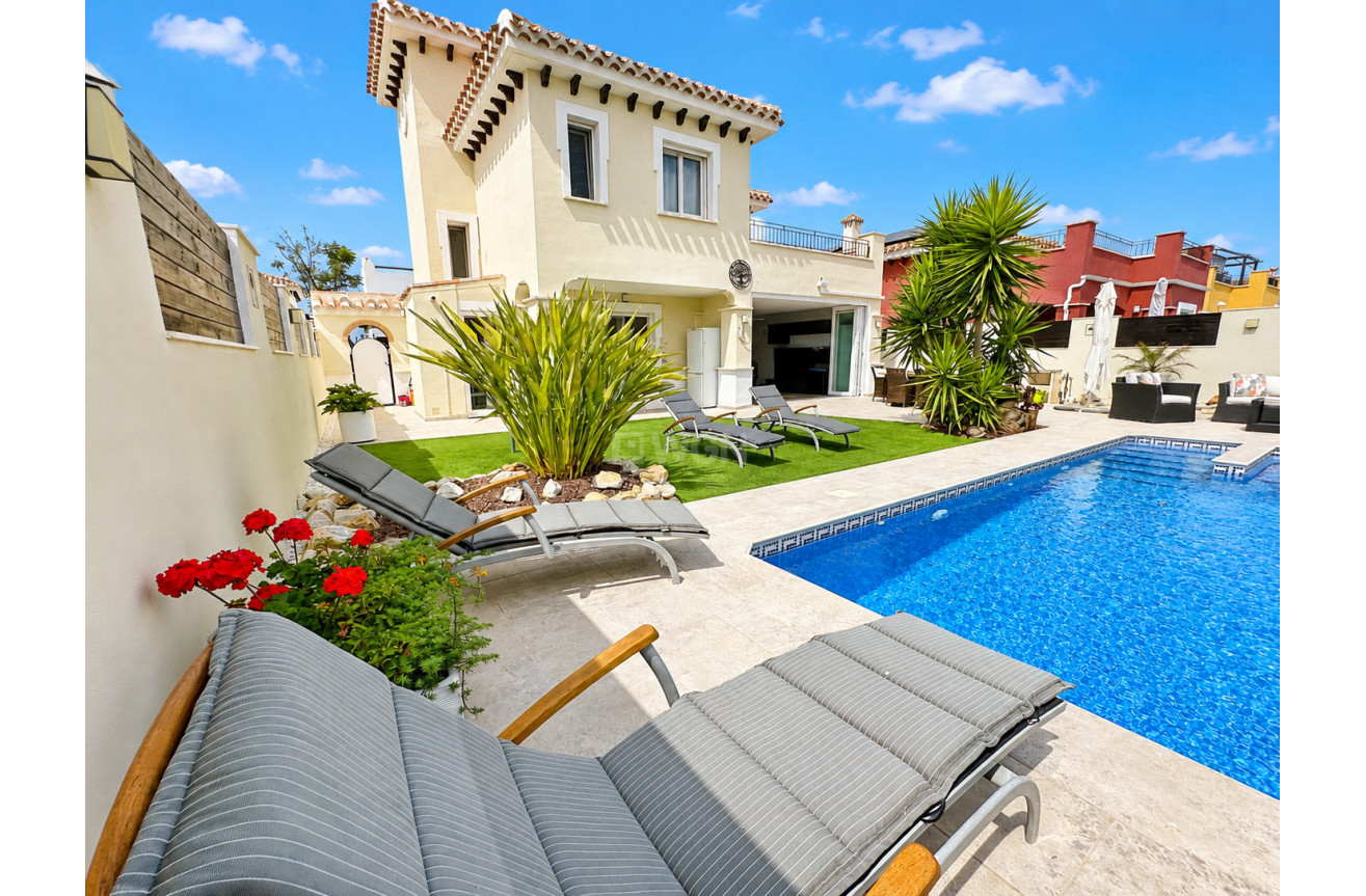 Odsprzedaż - Villa - Mar Menor Golf Resort - Inland